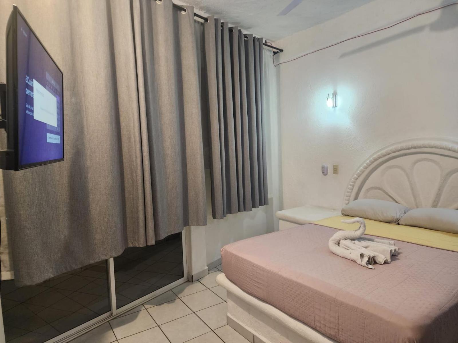 1 Bedroom Apt With Ac , Tv , Wi-Fi Near Dt And Beach Zihuatanejo Zewnętrze zdjęcie